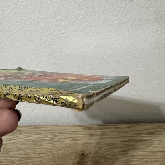 Fire Engine‎ Little Golden Book Pictures by Tibor Gergely 2002 - Picture 5 of 14